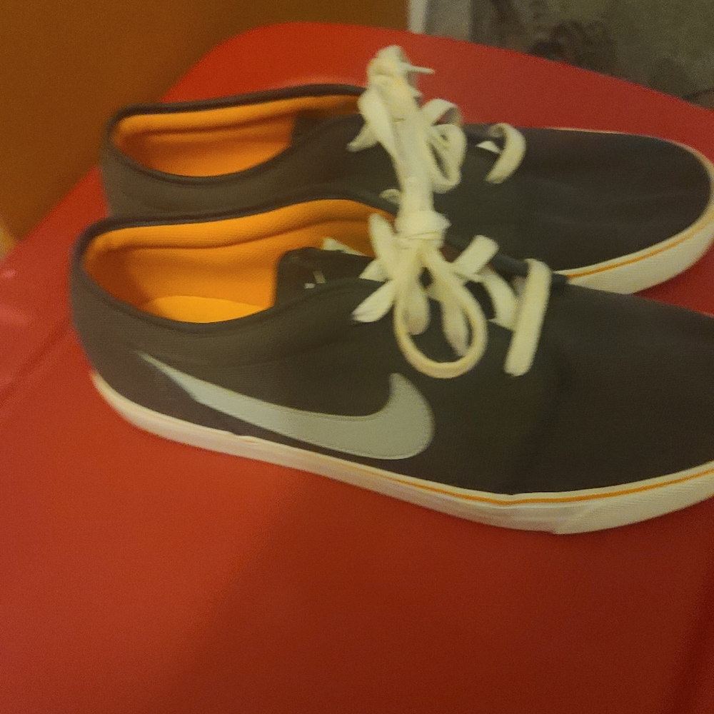 Nike shoes